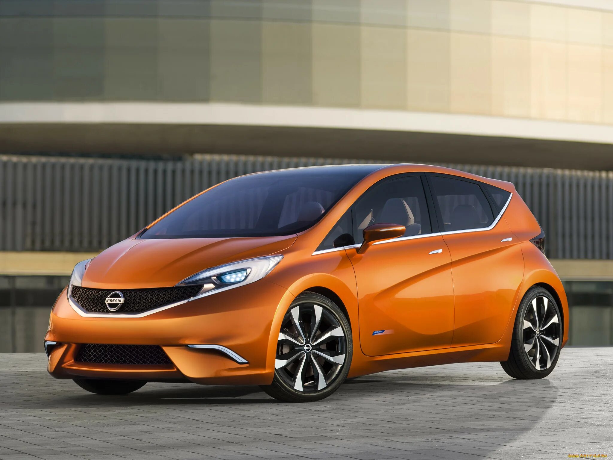 Nissan Concept 2012. Ниссан ноут оранжевый. Nissan Note e-Power.