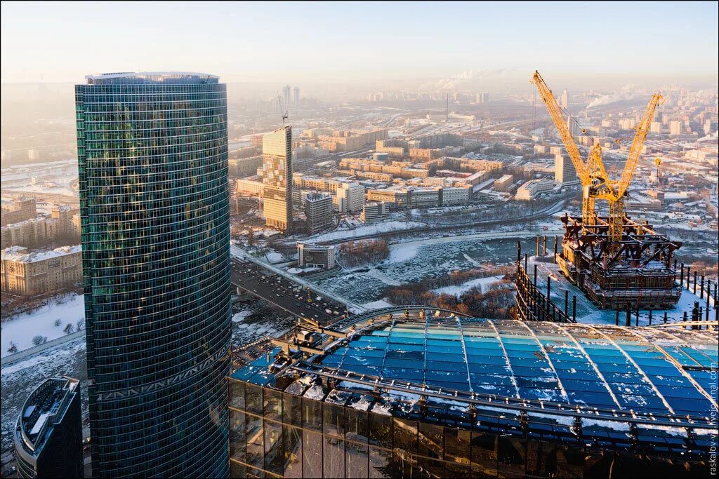 Строительство башни в москве. Башня Федерация Москва Сити. Башня Федерация стройка. Башня Федерация крыша. Башни Меркурий Раскалов.