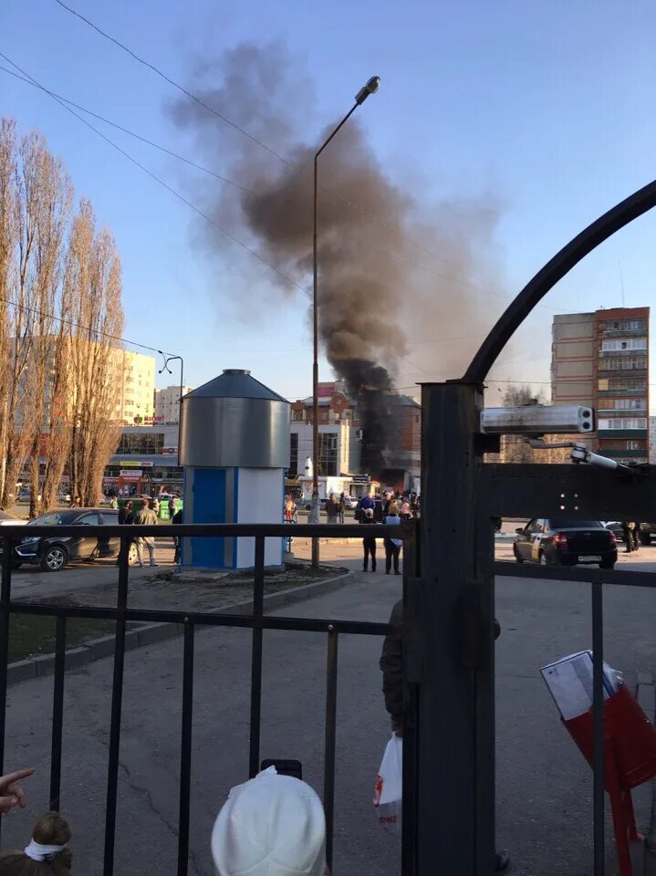 Триумф пенза торговый центр. Пожар в кривозерье пенза сегодня. Пенза пожар на карпинского. Тц триумф пенза. Пенза новости сегодня пожар.