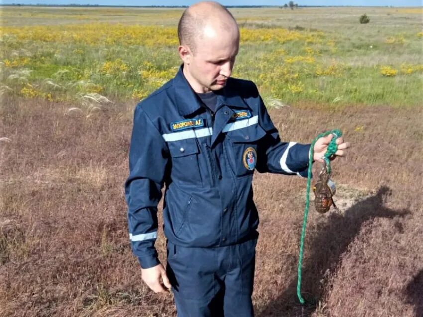 Взвод найден. Воронежские спасатели. МЧС В Шилово. МЧС России фото со спины в боевое.