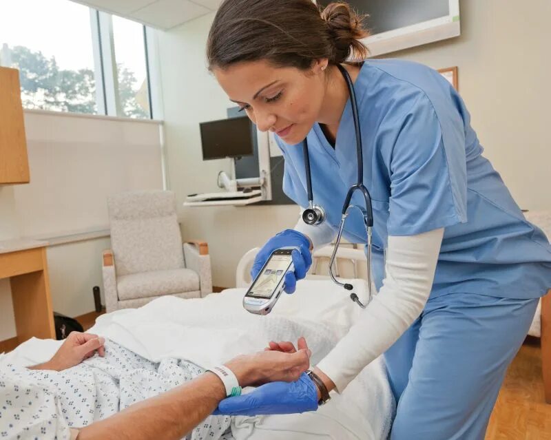 Постельный режим в больнице. Дневной стационар при больнице что это такое. Рекомендации при рвоте беременной. 3 недели в стационаре. Госпитализация ребенка.