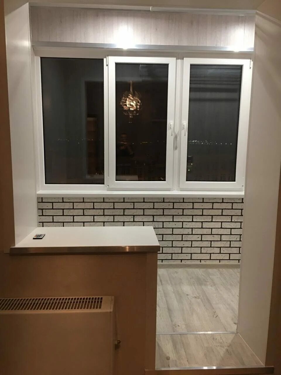 Убрать балконную дверь и окно
