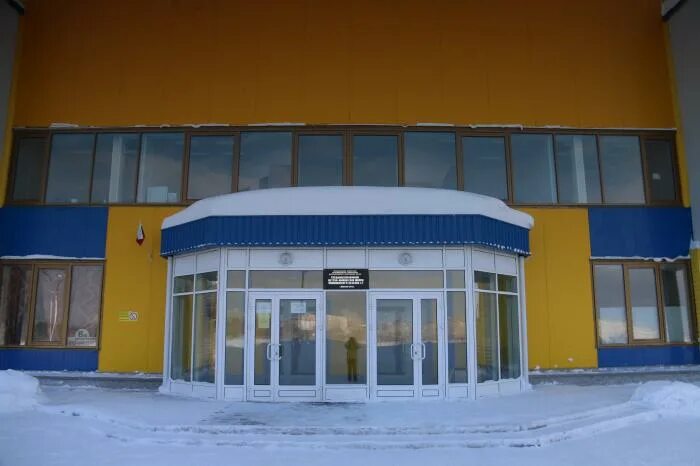 Бассейн мончегорск. Бассейн мончегорск