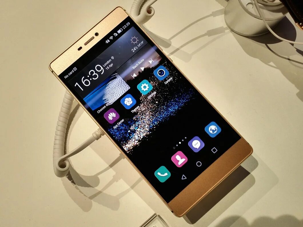 Huawei p smart 2018 32gb. Смартфон huawei p smart 32gb gold. Huawei p8 plus. Хуавей p10. Лучший хуавей 2022.