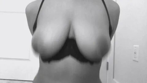 Bouncing Tits in Black and White, Free HD Porn cc: xHamster | xHamster.