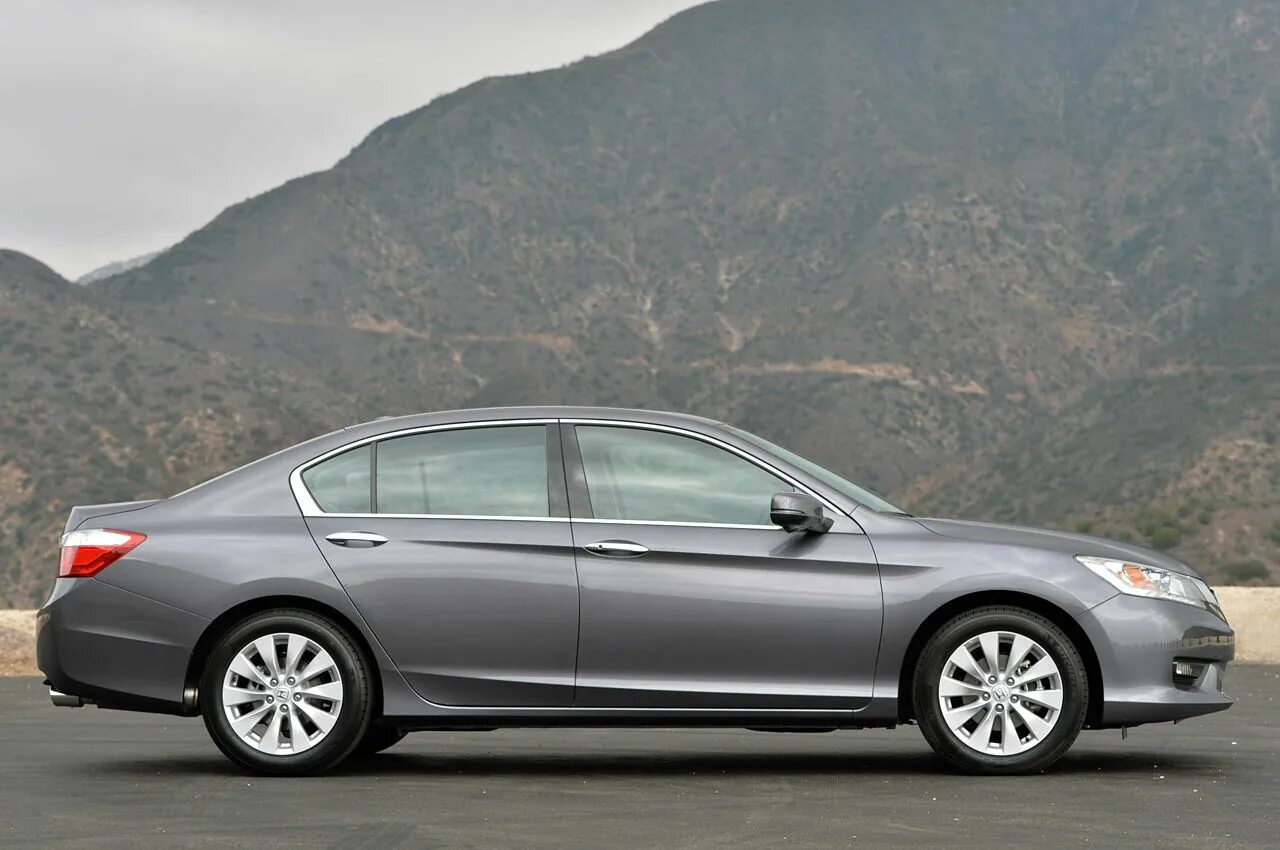 Accord 3. Honda accord 2014. 2014 honda accord v 6 touring. хонда седан 2015 года. accord 2014 v6.