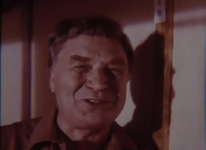 ходжиакбар нурматов фото. поезд дураков. поезда ссср работа. поезд дураков. поезд дураков кино.