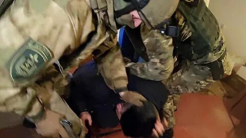 Во сколько поймали террористов