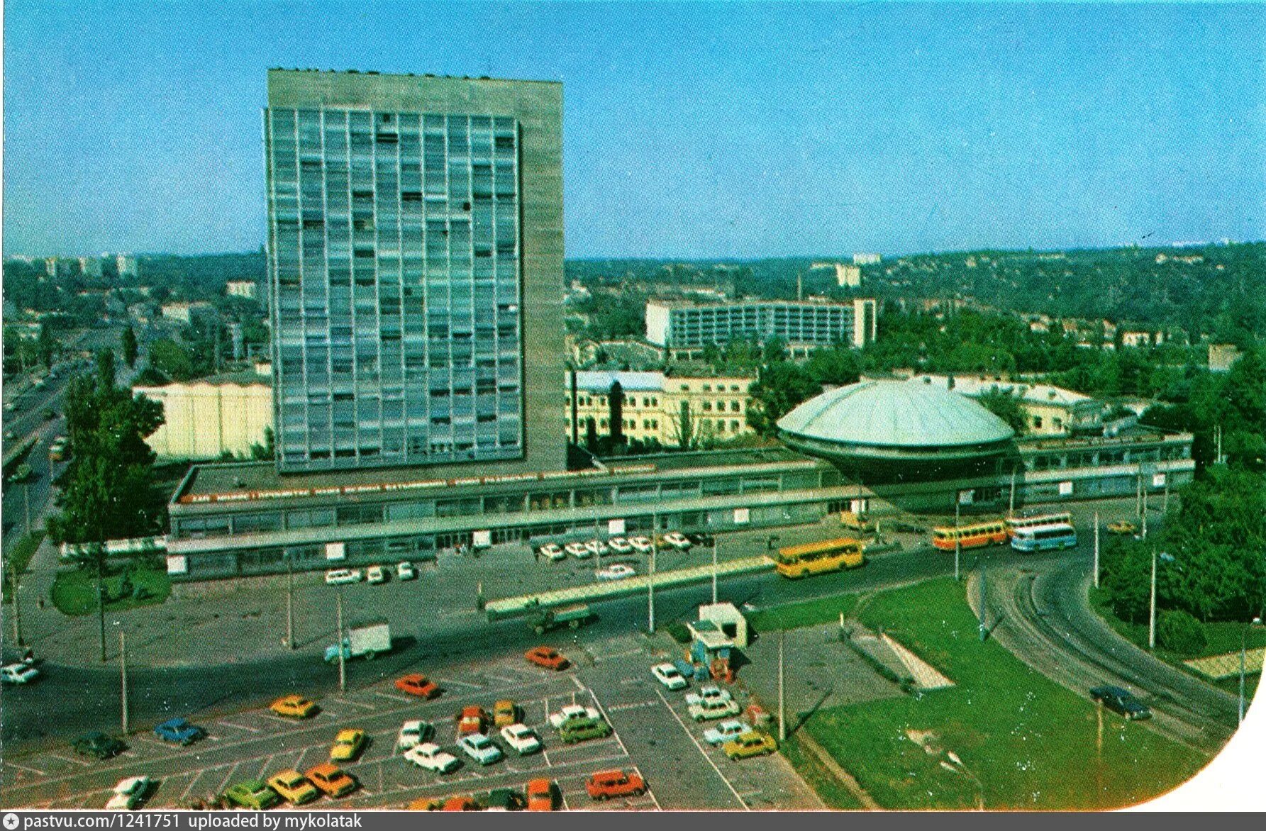 Киев информации. Лыбедская киев. лыбедская площадь киев. институт научно-технической и экономической информации в киеве.. киев советская архитектура.