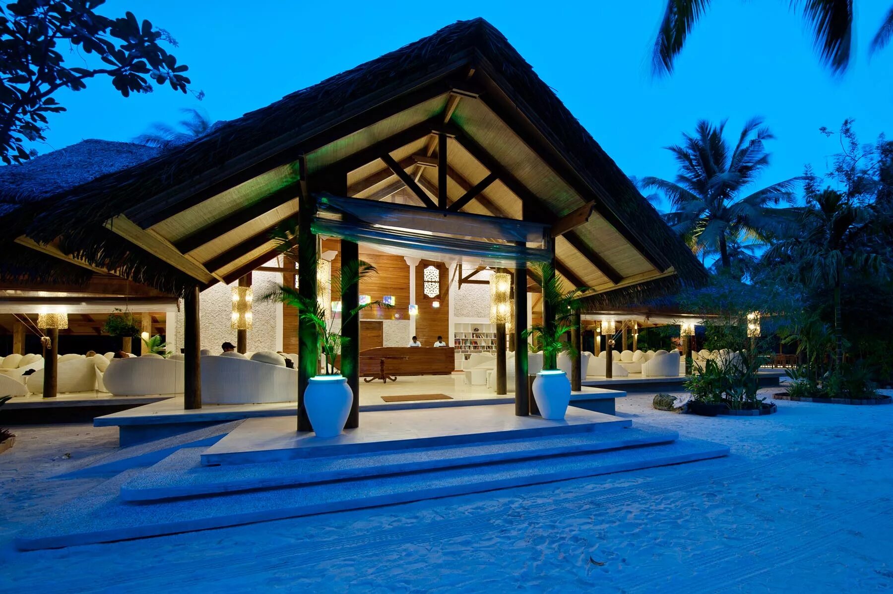 Island resort 4. Остров курамати мальдивы. отель kuramathi island resort 4. курамати мальдивы отель. мальдивы остров курамати отели.