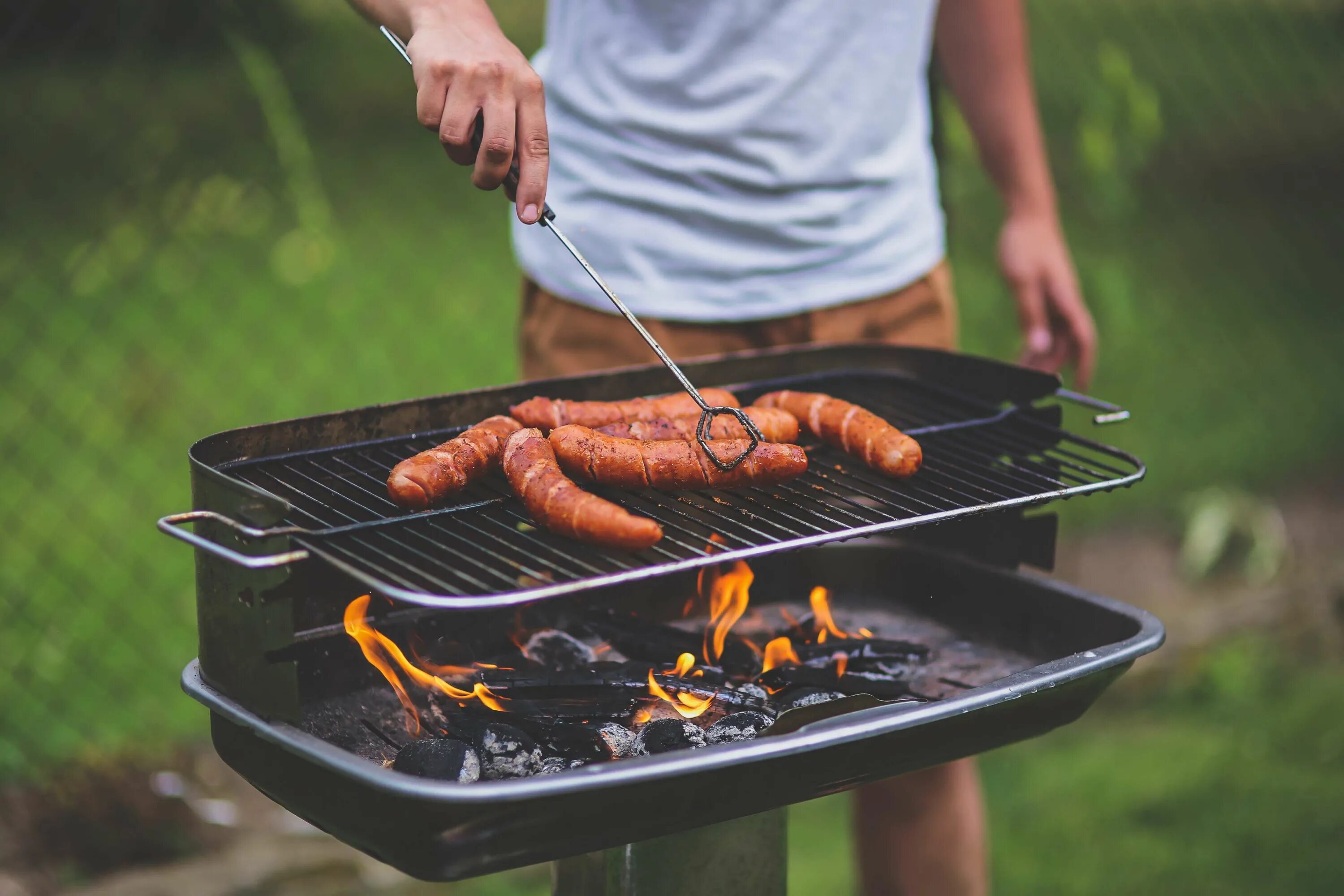 Grill перевод. Пикник (барбекю, гриль) кейтеринг. Гриль Park BBQ-914. Шашлык на мангале. Барбекю на природе.