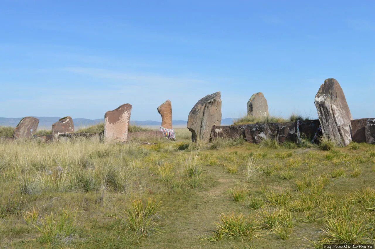 абакан туимский провал. саяно-шушенская гэс памятник первостроителям. музей «древние курганы салбыкской степи»: хакасская долина царей. туимский провал в хакасии. салбыкский курган долина царей.