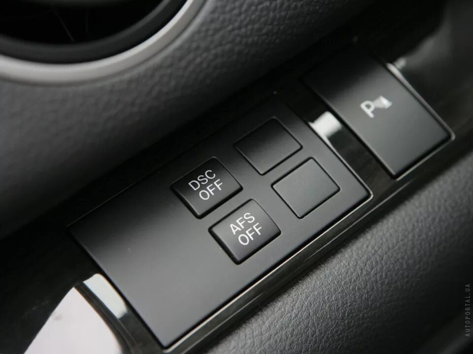 Адаптация mazda. Кнопка Set Mazda CX-5. Кнопки Мазда 6 GH. Mazda 6 GH ESP кнопка. Мазда СХ 5 кнопка p.