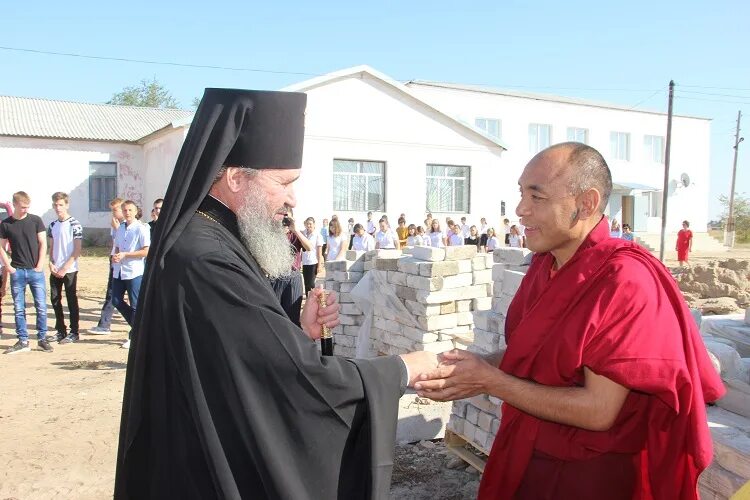 Погода в тундутово калмыкия. Село малые дербеты калмыкия. Погода в тундутово калмыкия. Кануковский дом культуры калмыкия. Погода в тундутово калмыкия.