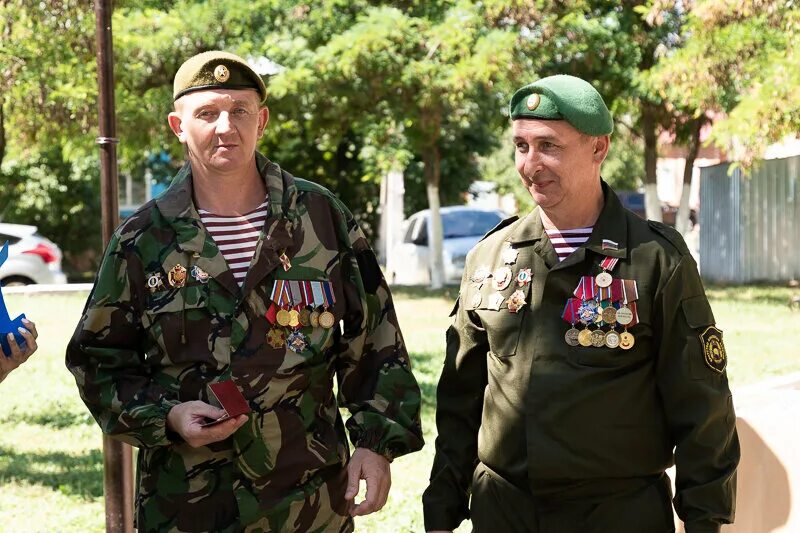 Участник боевых действий в москве. Ветеран боевых действий. День ветеранов боевых действий. Ветераны Чеченской войны. День ветеранов боевых действий в Чечне.