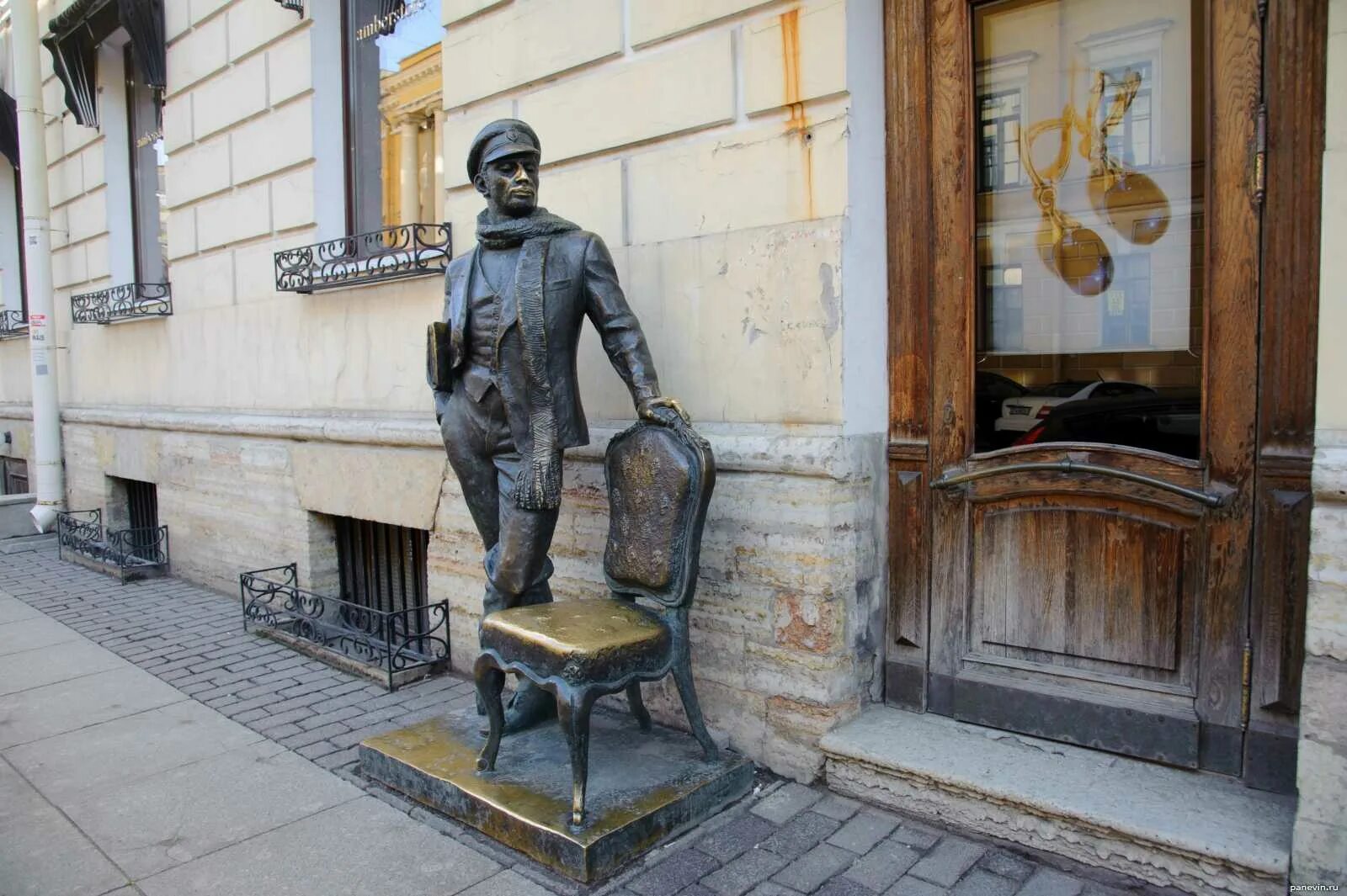 Петербург 12 стульев