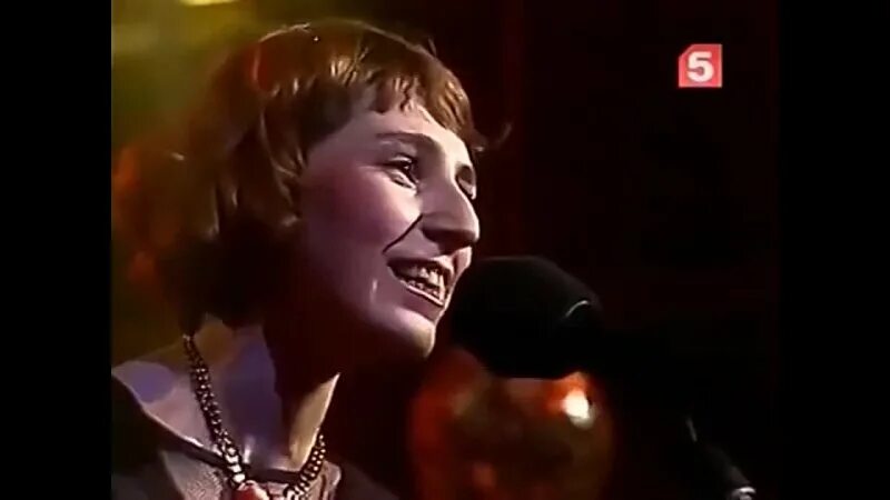 желтые ботинки агузарова слушать