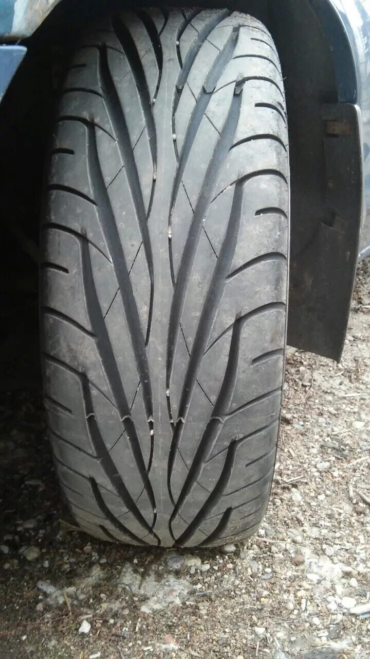 Резина максис лето. Maxxis ma—z1 195.55.15. Maxxis ma-z3 Victra 195/50 r15. Maxxis ma-z1 Victra 195/55r15. Колеса Maxxis ma z3 r15 195 50.