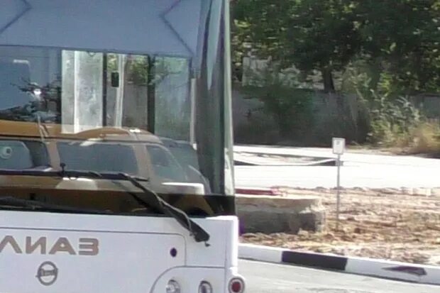 В холмской избили парня. Царицыно застрял автобус. В волгограде мужчина в автобусе. В волгограде мужчина в автобусе. 02.