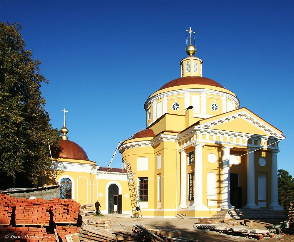 Село никольское рузский. Никольский храм Никольское Гагарино. Никольское-Гагарино Рузский район. Никольский храм Рузский район село Никольское. Никольская Церковь Никольское.