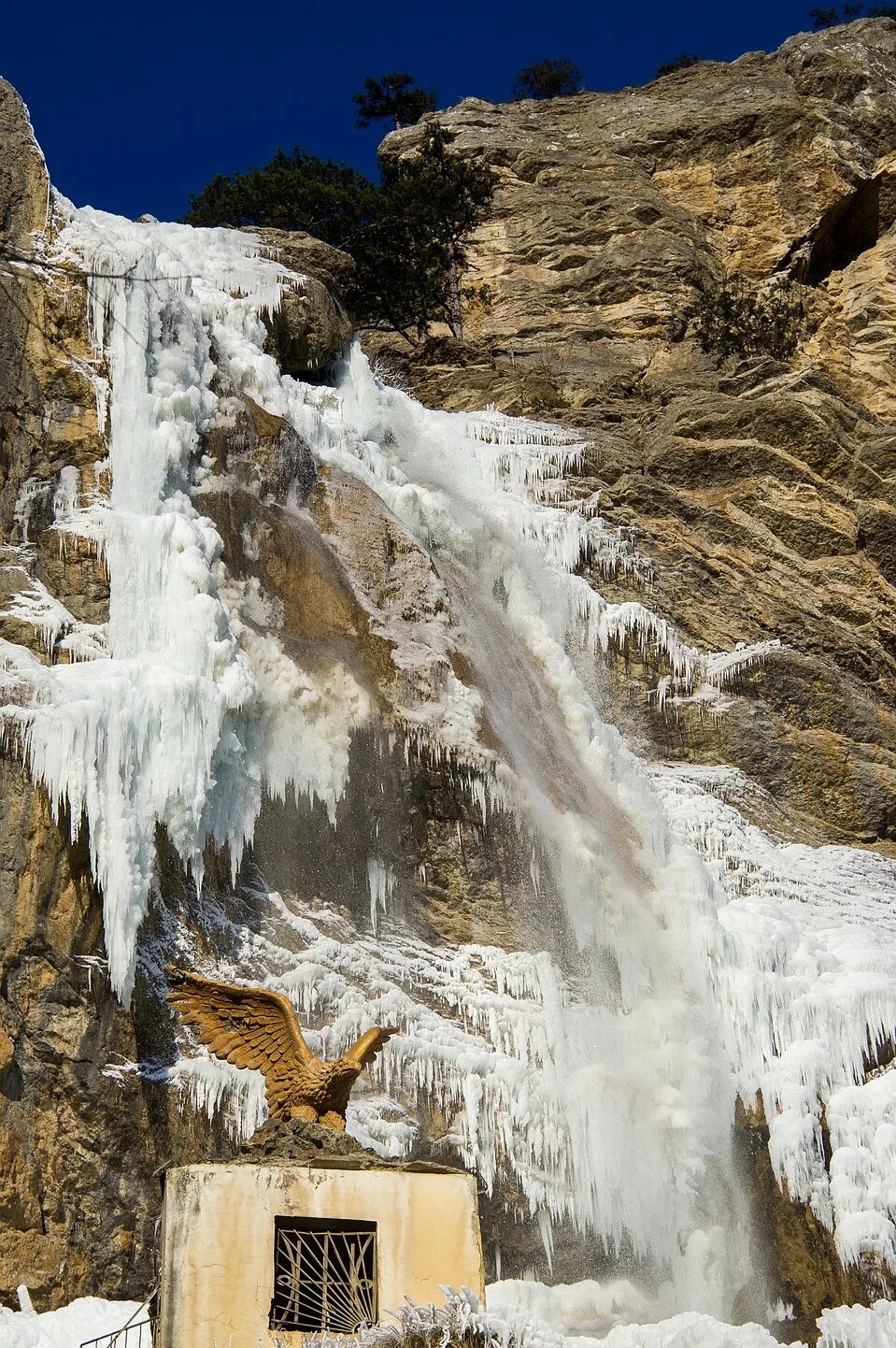 Водопад Учан-Су. Водопад "Учан-Су". Ялта, Крым.. Учан Су Ялта. Крымский водопад Учан-Су. Высота водопада учан су в крыму