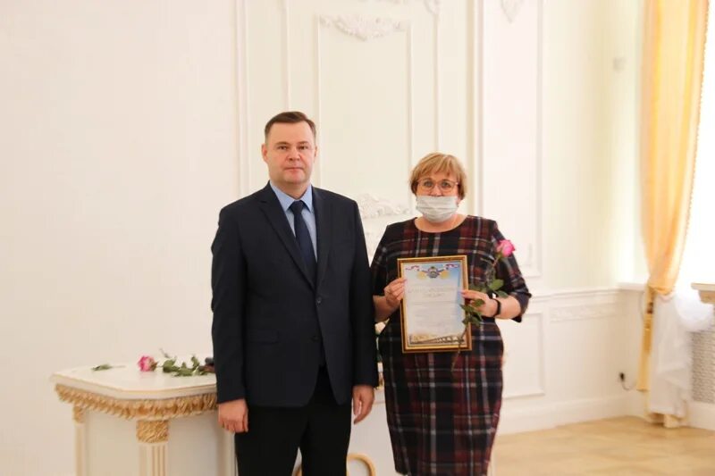 Загс в великом новгороде. Сайт комитета загс и оодмс новгородской. Сайт комитета загс и оодмс новгородской. Дворец бракосочетания 1. Сайт комитета загс и оодмс новгородской.