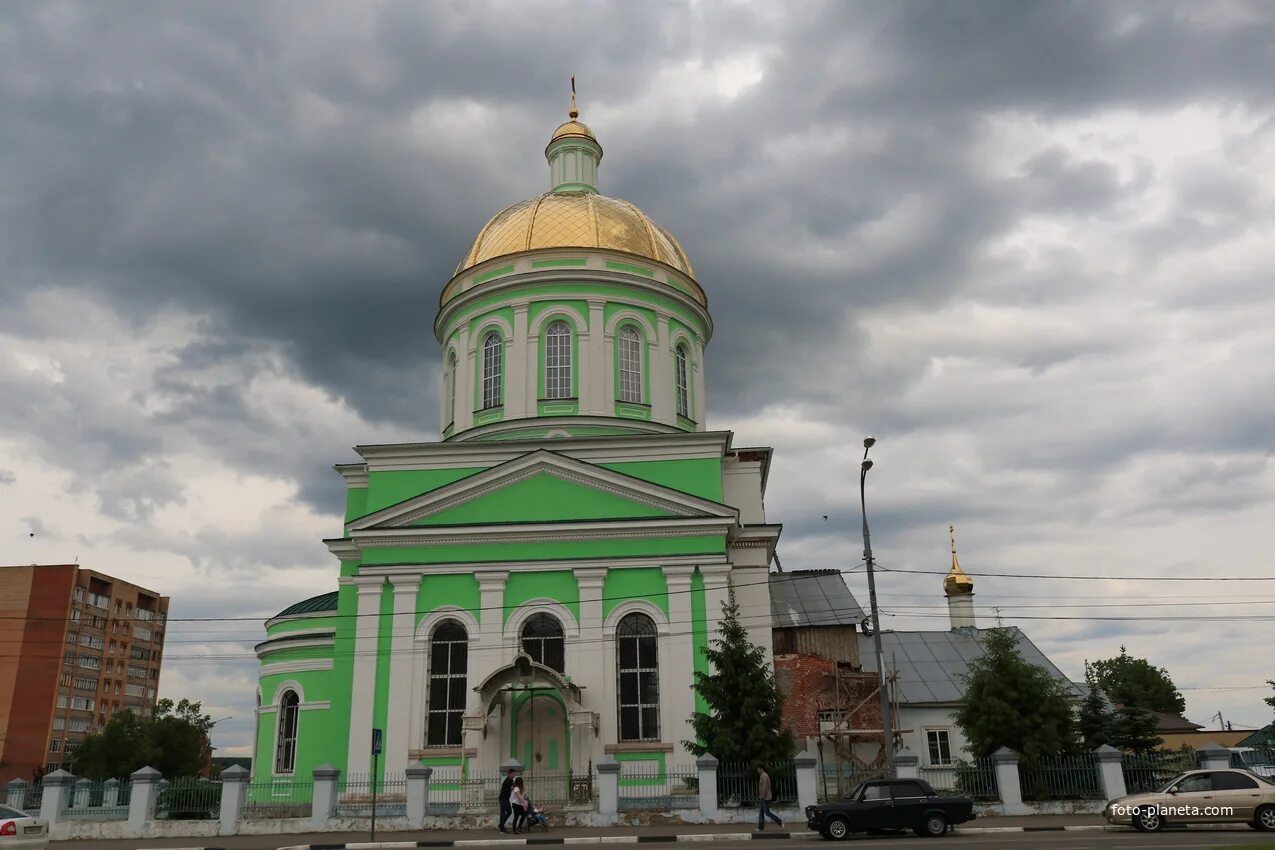 Озеры сейчас. Троицкий храм Озеры. Город озёры Московская область. Город Озеры Церковь. Озёры достопримечательности.