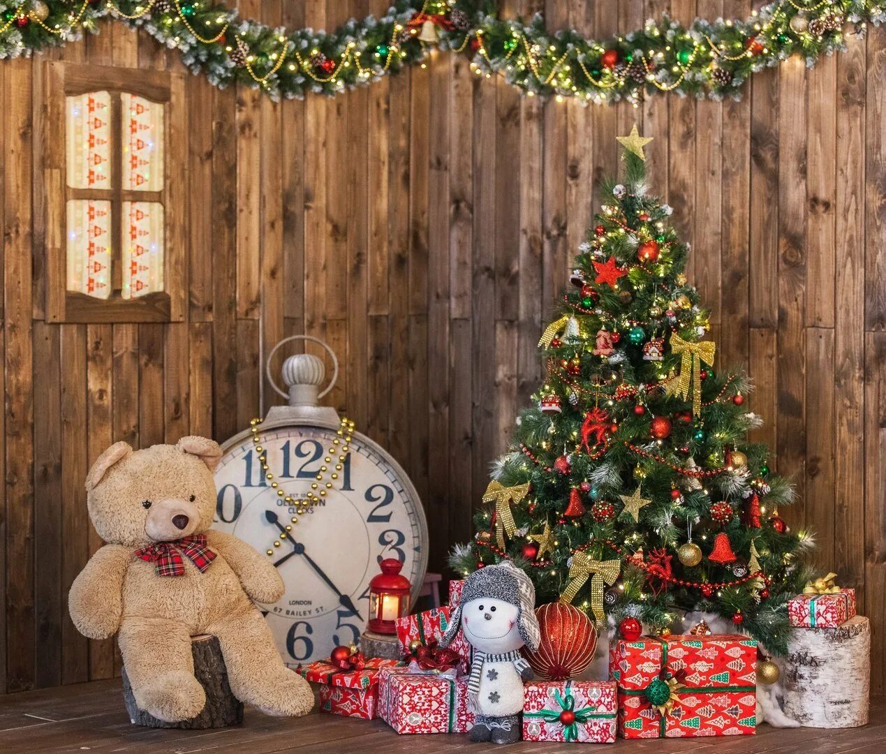 Новогодняя фотозона с камином. Креативные фотозоны на новый год. Новогодний баннер для фотозоны. Зал манхеттен фотостудия спб фотосессия. Аренда новогодних декораций.