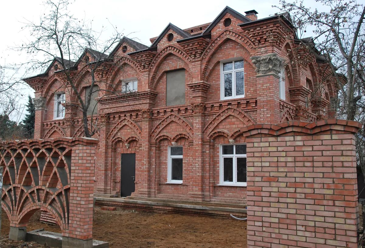 Кирпичного строения