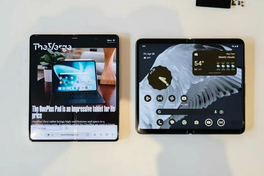 Fold 5 vs fold 6. Гугл 7 телефон. google fold. пиксель фолд фото. телефон с памятью 300 гб.
