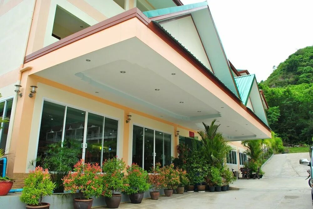 Karon village 3. Карон виладж. Karon village hotel 3*. Karon village hotel 3 karon, пхукет. Карон виладж отель.