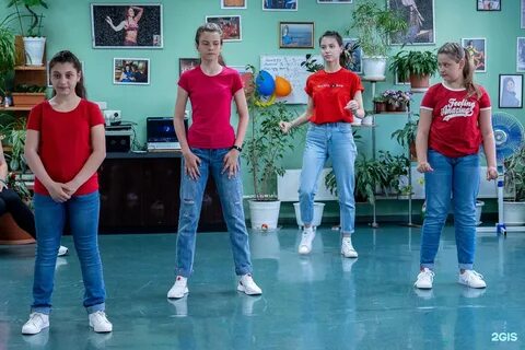 Танцы октябрьская