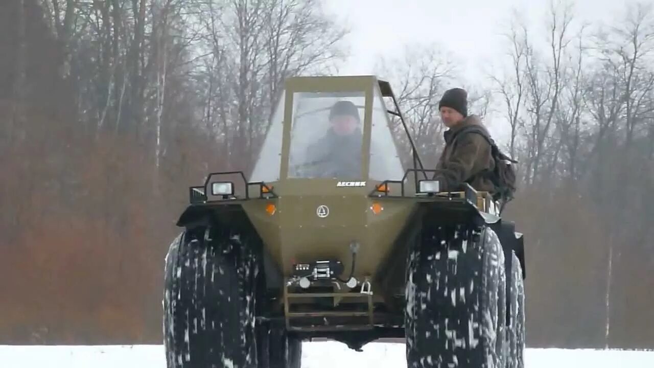 Вездеход для глубокого снега. Вездеходы по снегу видео. Нива на гусеницах видео по снегу. Вездеходы по снегу видео. Мотовездеход шограш 4х4.