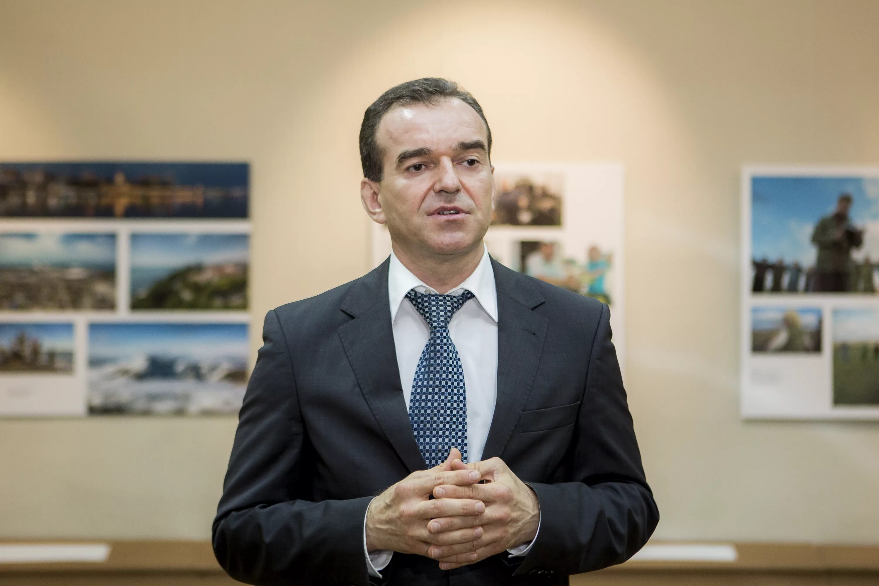 Вениамин кондратьев губернатор. Кондратьев губернатор краснодарского края. Сайт руководителя краснодарского края. Кондратьев вениамин иванович губернатор краснодарского края портрет. Кондратьев вениамин иванович губернатор краснодарского края.