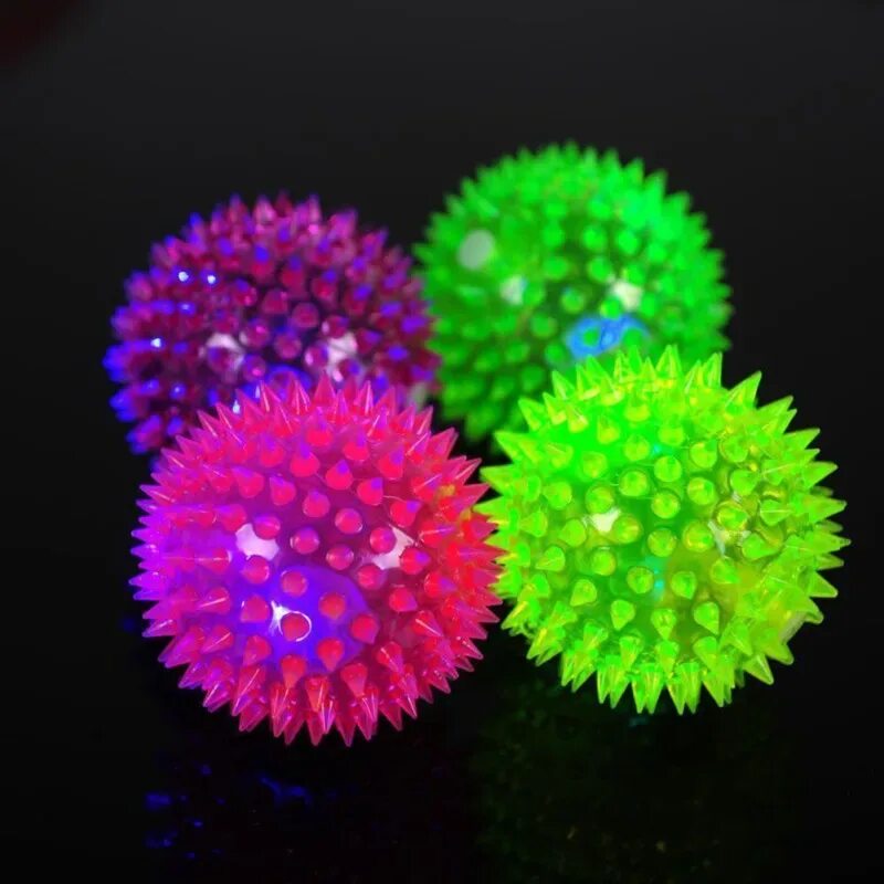 Светящиеся мячики. Светящийся мячик для детей. Шарики резиновые. Светящийся резиновый шарик. Светящийся мячик для собак.