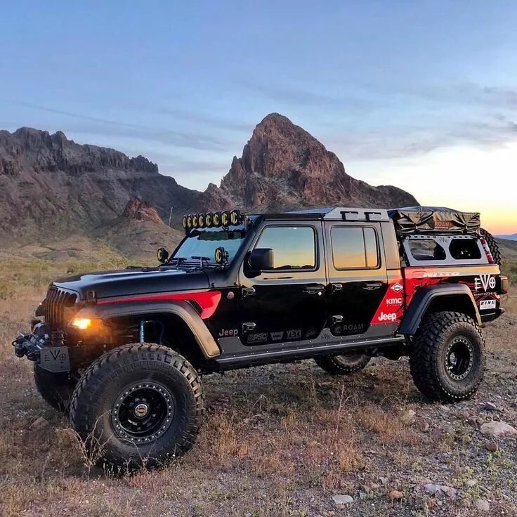 Jeep wrangler 715 gladiator. Jeep rubicon. Jeep lower forty. Внедорожный джип. Внедорожный джип.