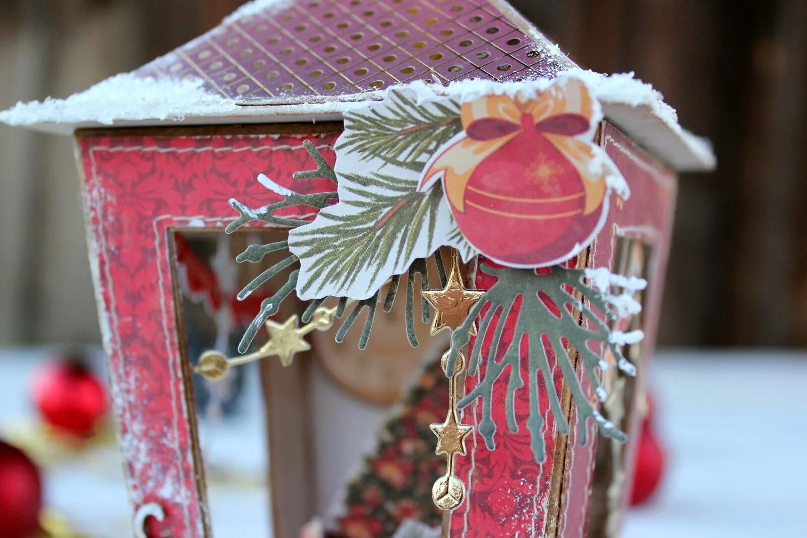 новогодний фонарик поделка. фонарик новогодний. новогодние фонарики скрапбукинг. мастер класс новогодний фонарик. волшебный фонарь своими руками.