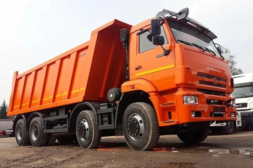 Камаз 4х осный. Камаз 65201 бортовой. Камаз 6520 4 осный. Камаз 65201 самосвал. Самосвал камаз-6520 8х4.