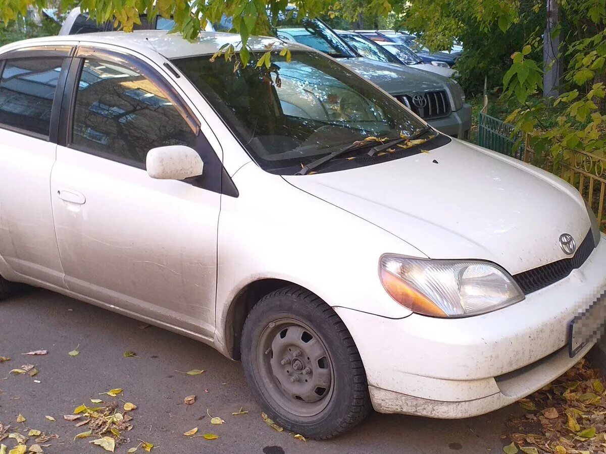 Купить тойоту плац. Toyota Platz 1999-2005. Тойота Платц 1999. Тойота Платц 2001. Тойота Платц 2005.