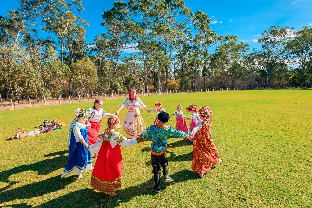 хоровод. хоровод картина. детские хороводы слушать. детские хороводы. русский народный хоровод.