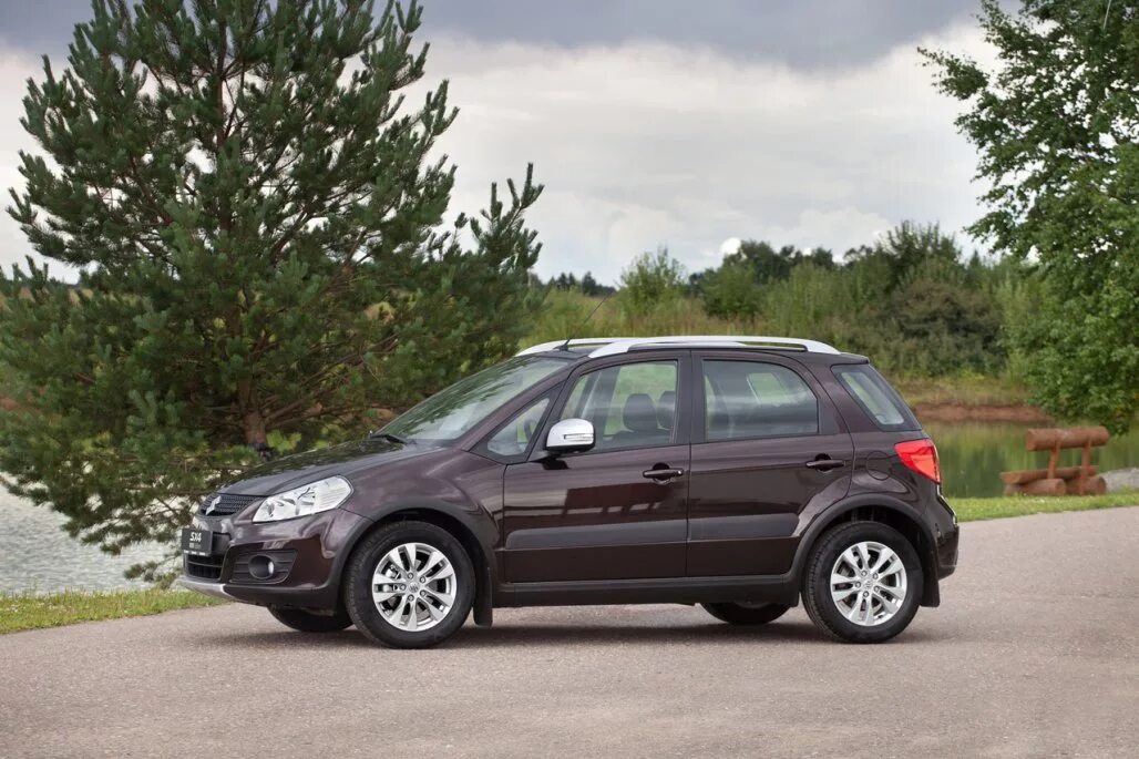 Suzuki sx4 коричневый. Сузуки сх4. Сузуки сх4 2013. СХ 4 Сузуки сх4.