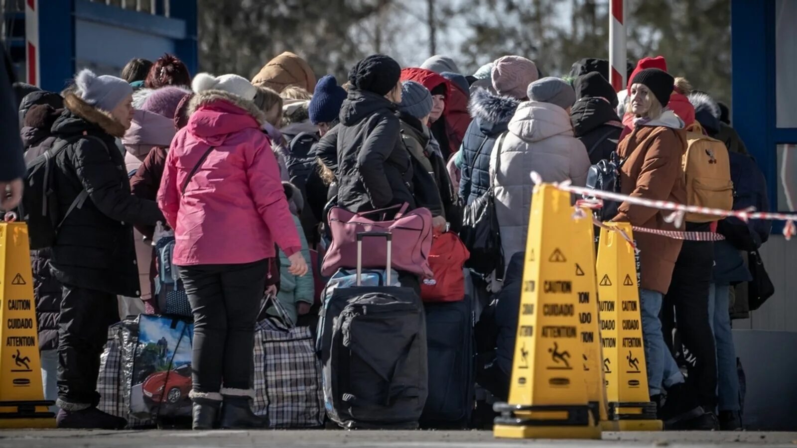 Украинцев последние новости на сегодня. Укаринские беженки в Германии. Беженцы с Украины. Украинцы беженцы. Украинские беженцы в Германии.