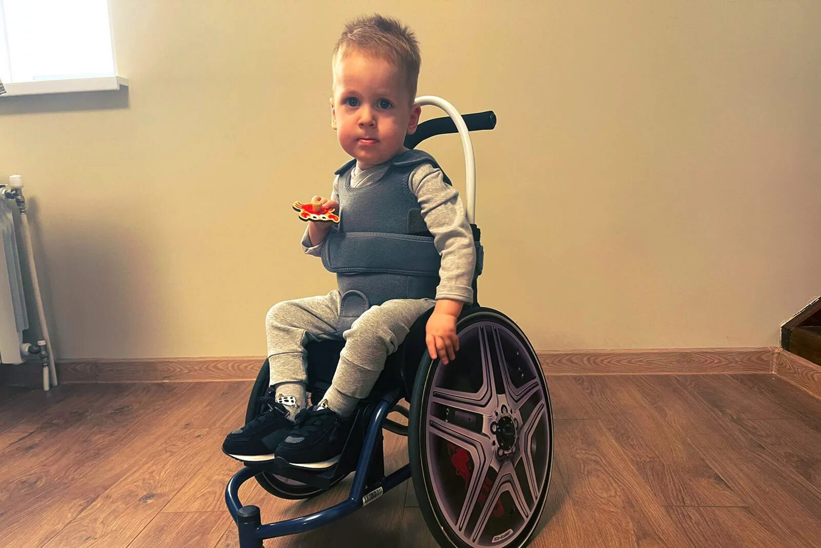 красивые платья для девочек. 10 самых дорогих игрушек для детей. дети самое главное в жизни цитаты. Ferrari testarossa replica. коляска skoda vrs mega.