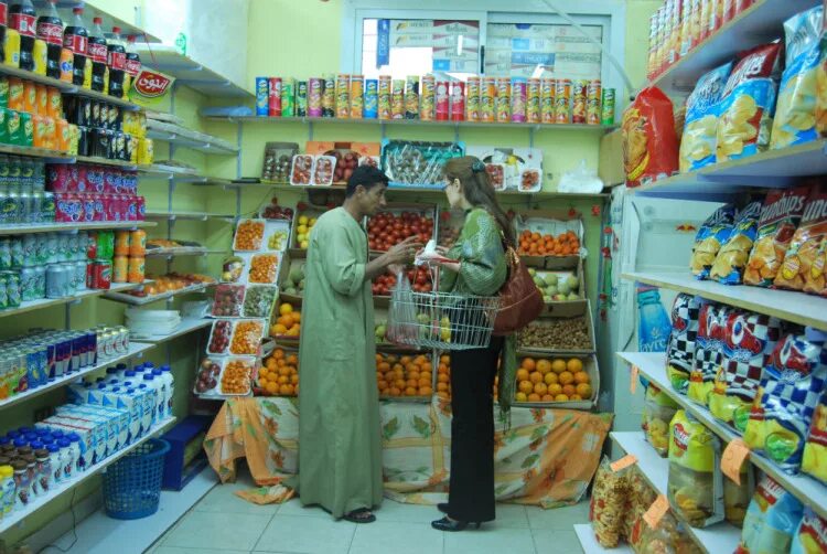 Локальный магазин. Локальный магазин. Ассортимент магазина. Местный магазин. Кассовая зона оборудование.