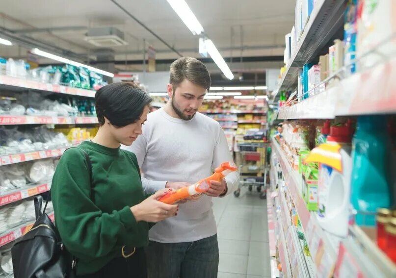 Обманывает продавцов. Обманывает продавцов