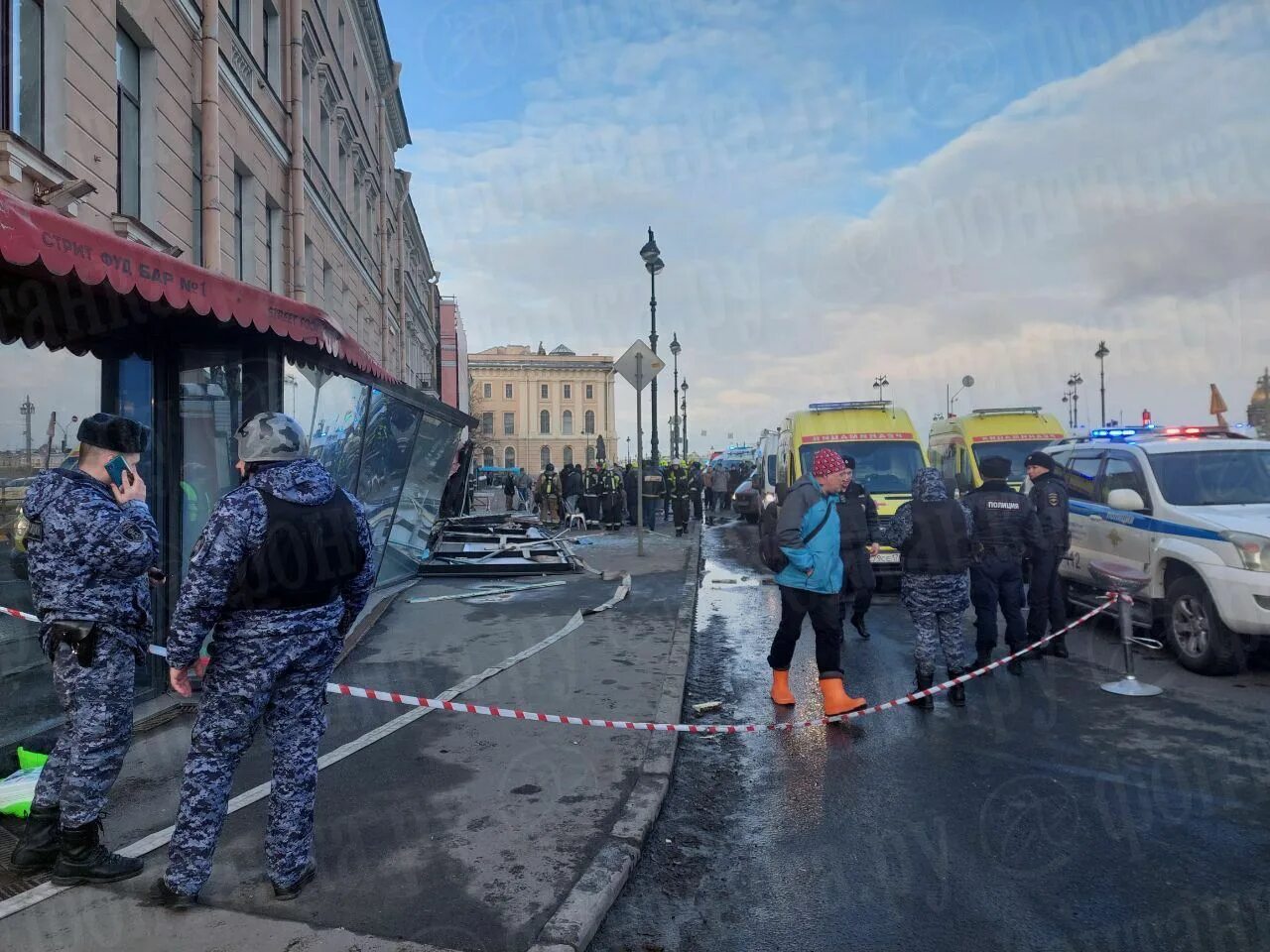 Взрыв в кафе в Санкт-Петербурге. Теракт в Санкт Петербурге. Взрыв в Петербурге Университетская. Теракт в Санкт Петербурге 2 апреля. Группа пикник не пострадала в теракте