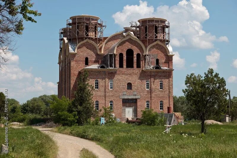 Рп5 георгиевск ставропольский. Город Георгиевск храм Георгия. Георгиевск город Ставропольский край. Церковь в Георгиевске Ставропольский край.