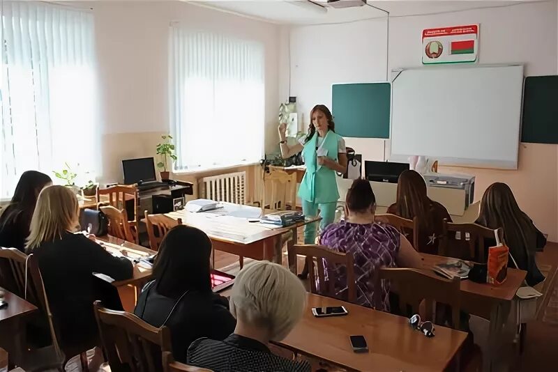 Национально педагогический колледж отзывы. Лоевский педагогический колледж. Лоевский педагогический колледж общежитие. Педколледж 4 ученики. ЛГПК абитуриентам.