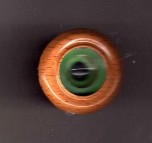 Ремонт глазка. Дверной глазок для двери 30 мм. Sensor gc2053 дверной глазок. Глазок дверной антик (20/200).