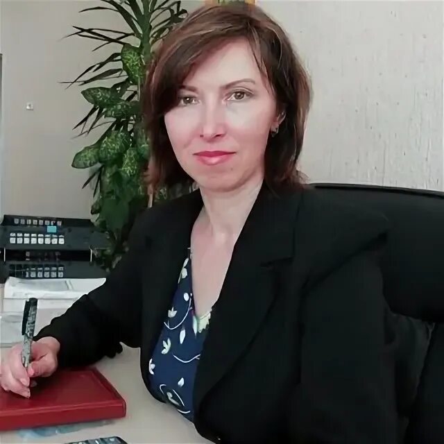 Портрет бухгалтера. Фотография бухгалтера. Ищем бухгалтера. Бухгалтер в железнодорожном московской. Главный бухгалтер.